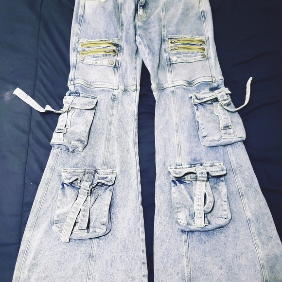 AKIRA Denim - Stylish Light Blue Women's Jeans